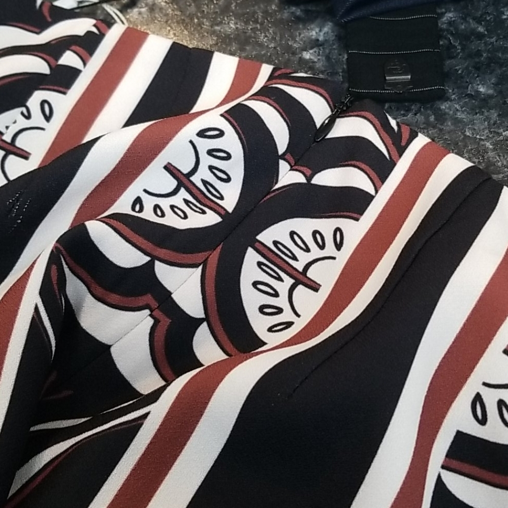 Patterned pants - Picture 4 of 4